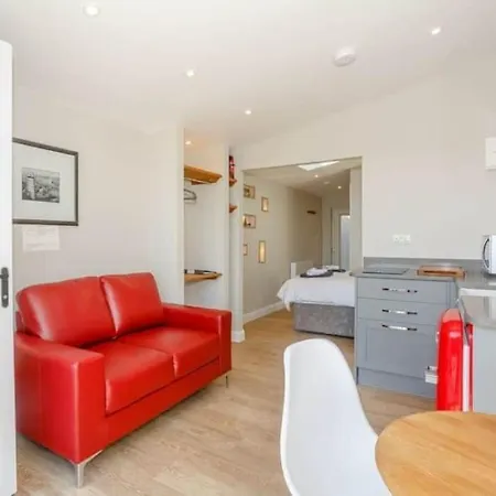 The View At 52, Whitby