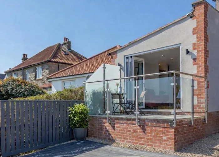 The View At 52, Lägenhet *